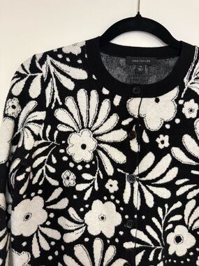 Ann Taylor Black and White Floral Cardigan- Women’s- XS